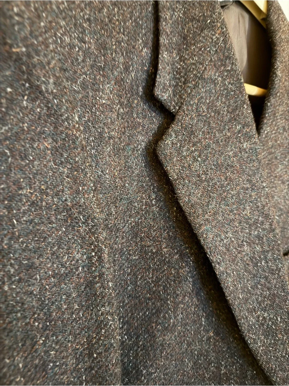 Versatile Men's Brown Tweed Blazer - Giorgio Armani